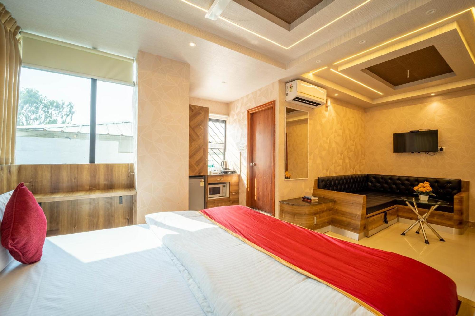 Seasons Suites Koramangala Bangalore Eksteriør bilde